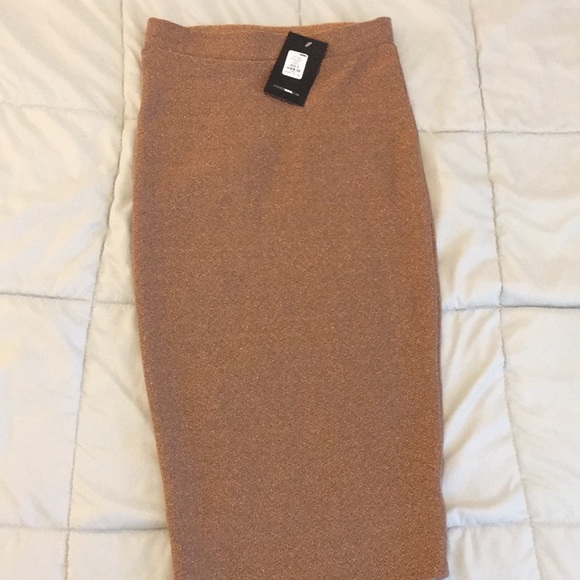 Fashion Nova rose gold midi skirt - Picture 7 of 8